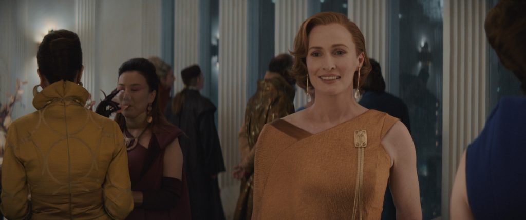 Genevieve O'Reilly dans le rôle de Mon Mothma